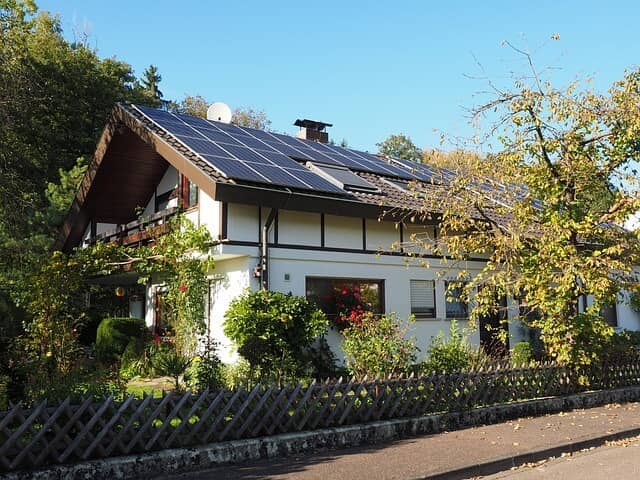 solceller i hus taket solceller i hus taket